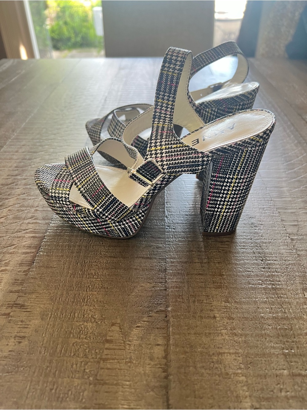 Anne Klein Black & White Plaid Platform Sandals with Pink Detail - Picture 5 of 7